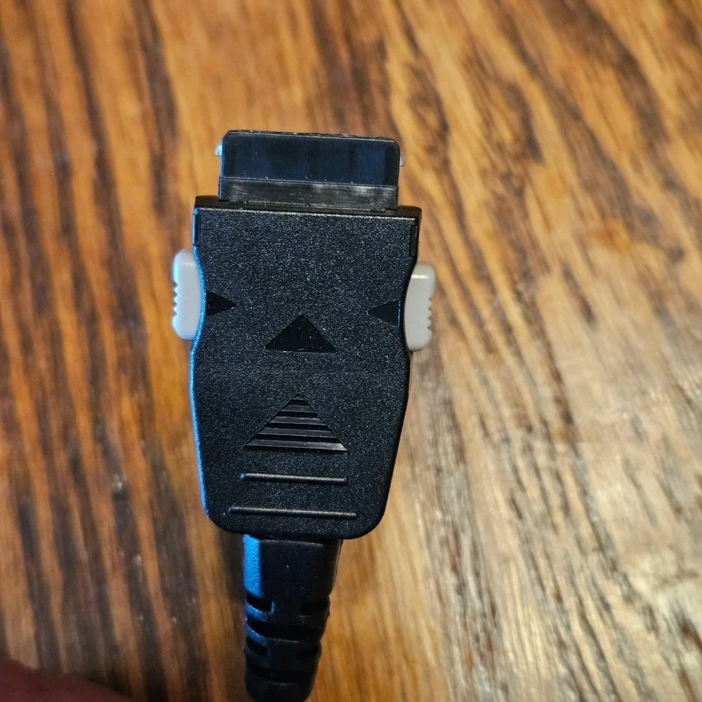 LG AC Adapter‎ TA-P02WR Wall Charger 5V 1A Proprietary Connector Black